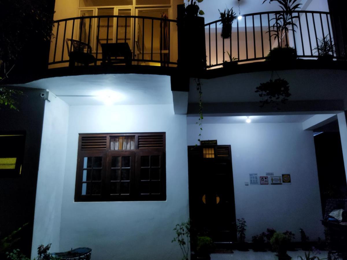 Rusara Guest Home Велігама Екстер'єр фото