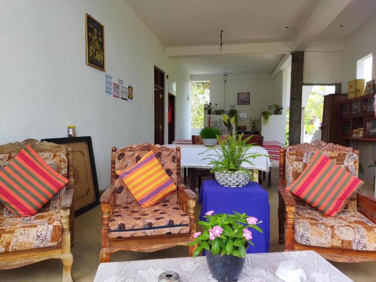 Rusara Guest Home Велігама Екстер'єр фото