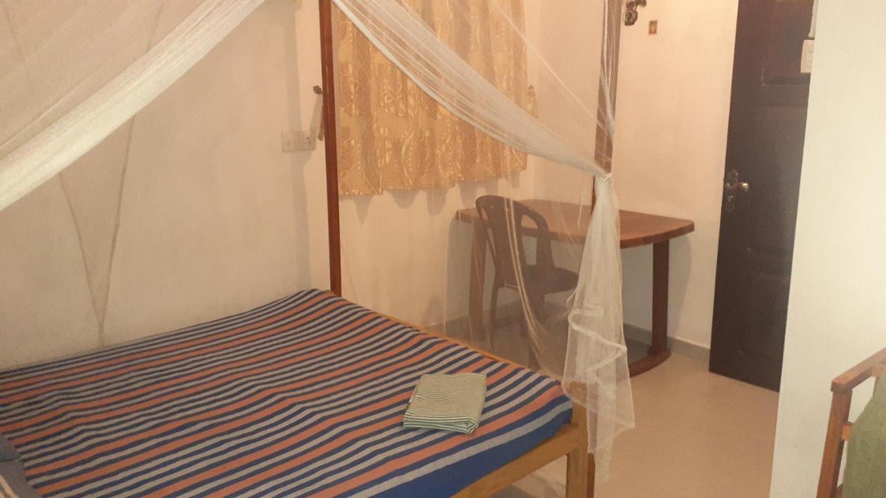 Rusara Guest Home Велігама Екстер'єр фото