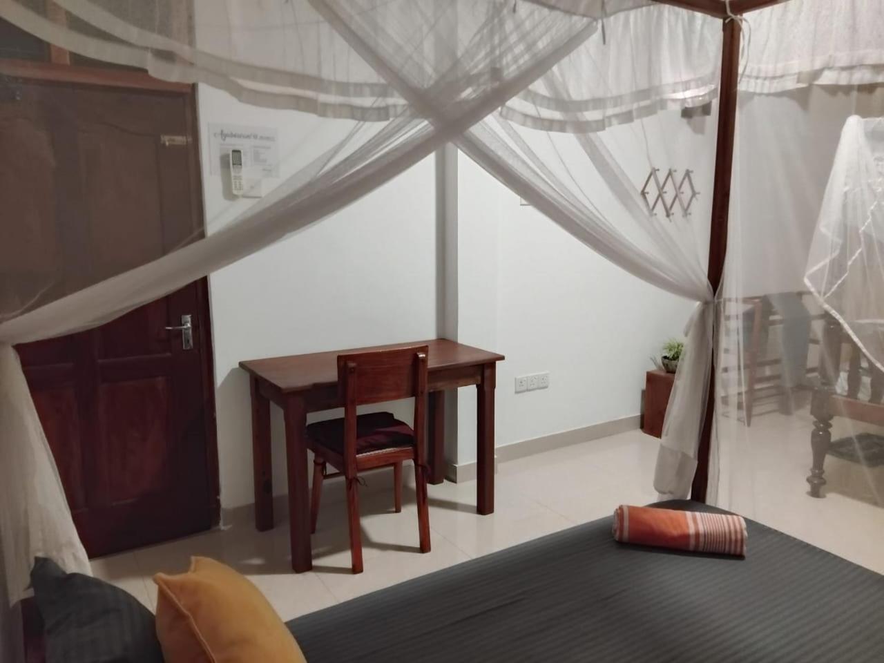 Rusara Guest Home Велігама Екстер'єр фото